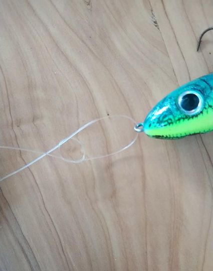 Connecting 2 nylons: the barrel knot for fishing line of similar