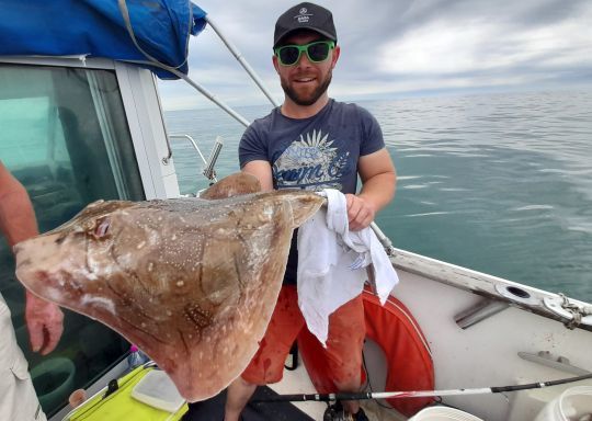 Raie brunette prise par Johan