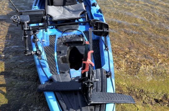 Raiatea 360 fishing kayak, a stable and spacious pedal kayak