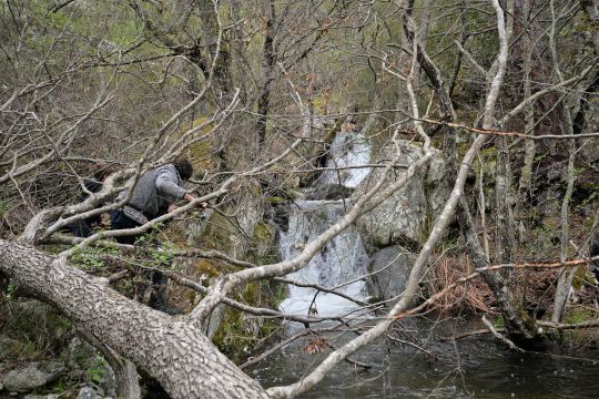 Le lancer "arbalète" est le dernier recours en milieu très encombré