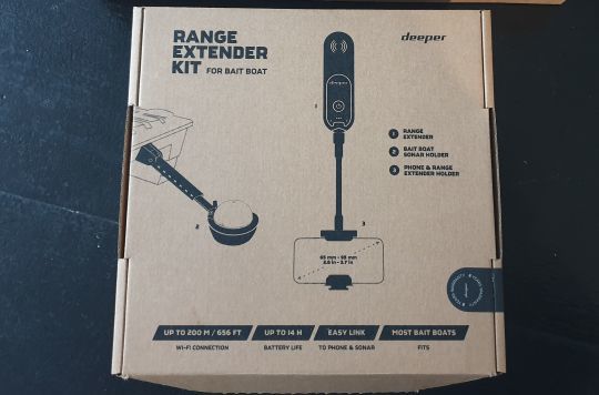 Deeper range amplifier kit for bait boat, presentation