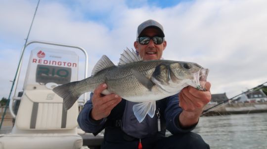 Learn how to fly-rig a streamer for bass fishing