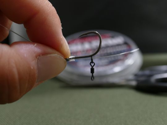 Make a special Pop-Up leader for carp, the Spinner Rig
