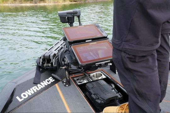 The HDS Ultimate Fishing System, interconnecting your on-board equipment