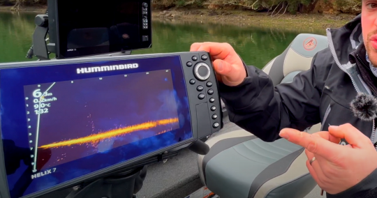 The Humminbird Helix 7G4N echo sounder and its features
