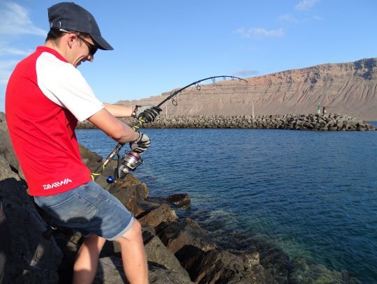 How To Prepare For A Beach Fishing Trip