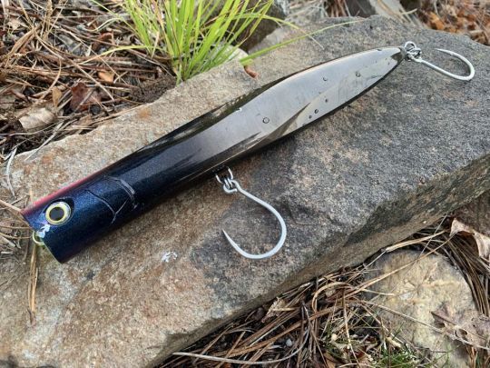 Des hameçons en 6/0 sont idéals.