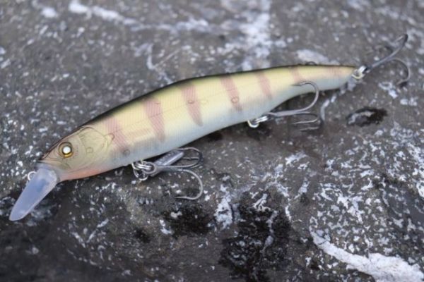 Slickline 110mm Floating Minnow Jerkbait – Diving Fishing Lure In 13 Colors For Freshwater (Perch, Bass, Trout)