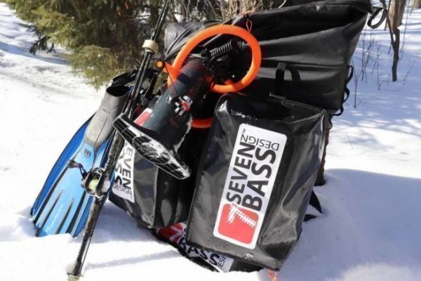 Transporting a float-tube has never been so easy!