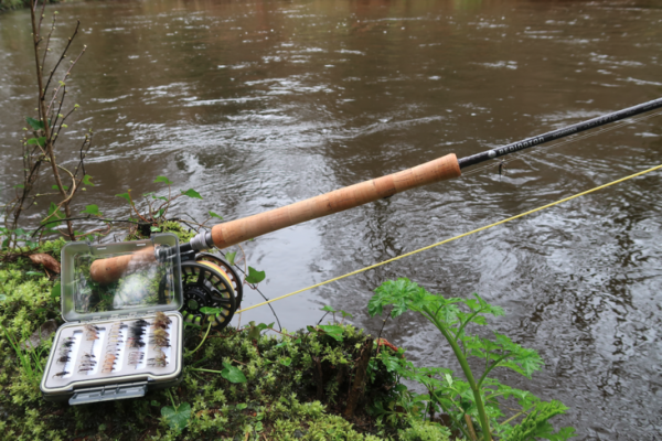 Drowned water fishing can be practised on all rivers, from small to large, by adapting your equipment