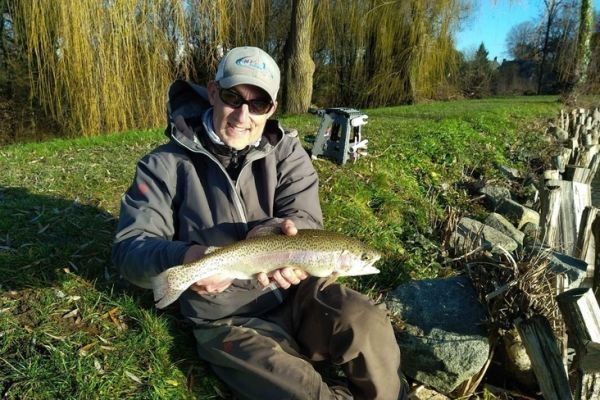 The Sablonnire reservoir offers a beautiful playground for fly fishermen in Breton reservoirs