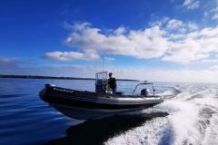 The Bombard Explorer 600 is a semi-rigid boat appreciated by sea fishermen.