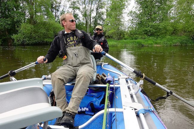 Fishing on the Allier River in a Drift Boat with Geoffray Begard, an extraordinary experience !