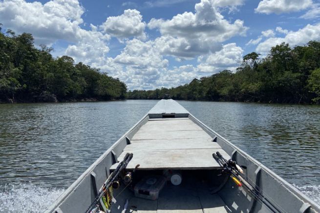 Fishing for peacock bass in Colombia : day 2 and 3, discovery of the fishing camp