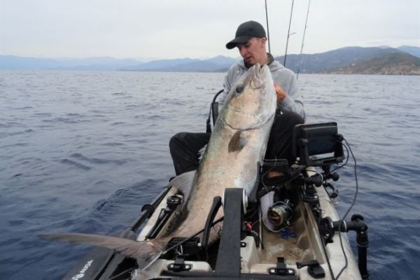 Tips on how to fish effectively for big fish in a kayak