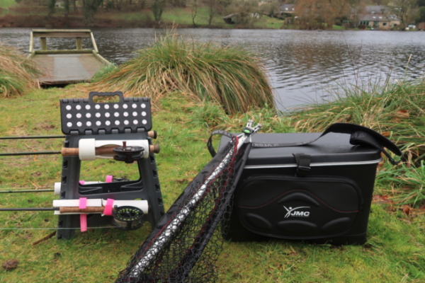 Trout fishing in reservoirs, accessories and small equipment