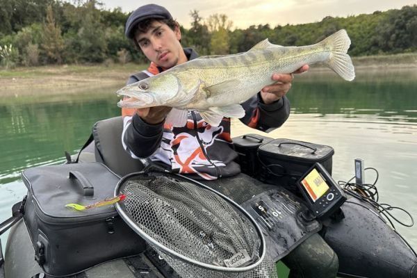 How to succeed in your first float-tube fishing session?