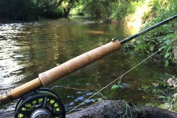 Fly-fishing for trout in summer, dare to go overland!