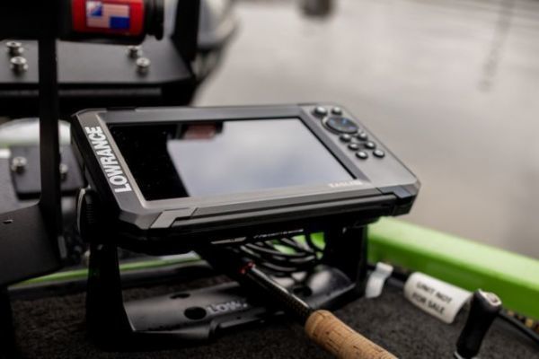 Lowrance Introduces New Eagle Fishfinder, Designed for Hassle-Free Fishing  - Fishing Tackle Retailer - The Business Magazine of the Sportfishing  Industry