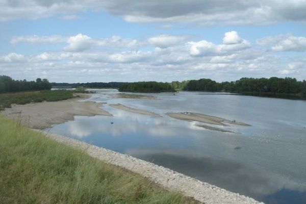 Fishing spots: relief changes, breaks, pits and plateaus