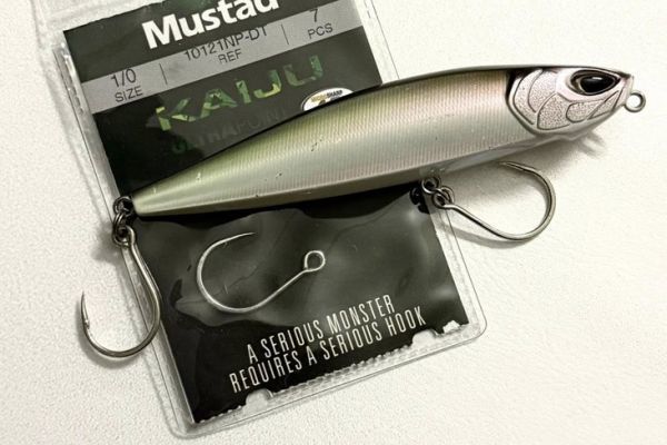 Replace treble hooks