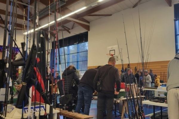 Participate in a fishing barter