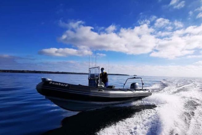 The Bombard Explorer 600 is a semi-rigid boat appreciated by sea fishermen.